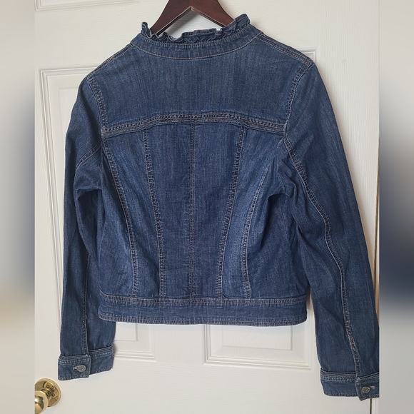 White House | Black Market Denim Jacket - Picture 4 of 8